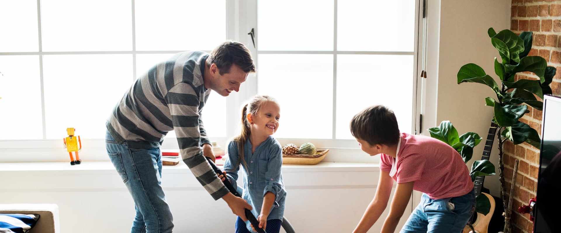 Tips for Keeping a Tidy Home: Simplify and Streamline Your Cleaning Routine